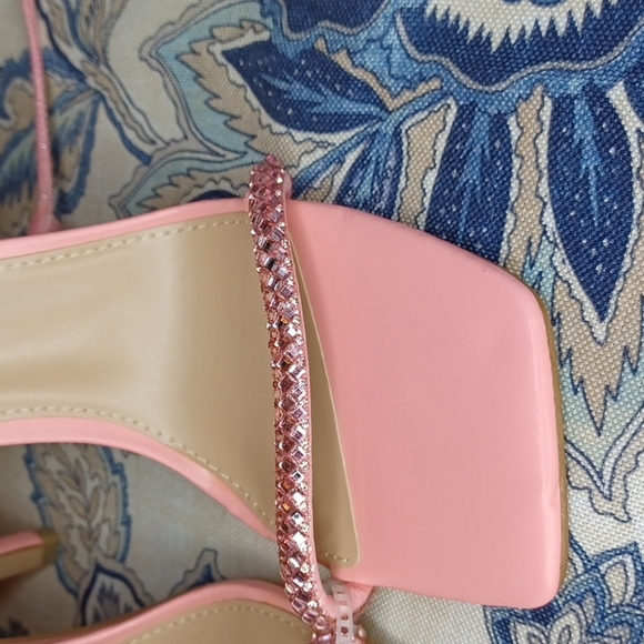 Steve Madden uplift pink Rhinestone highlace up high heel New - Picture 9 of 15